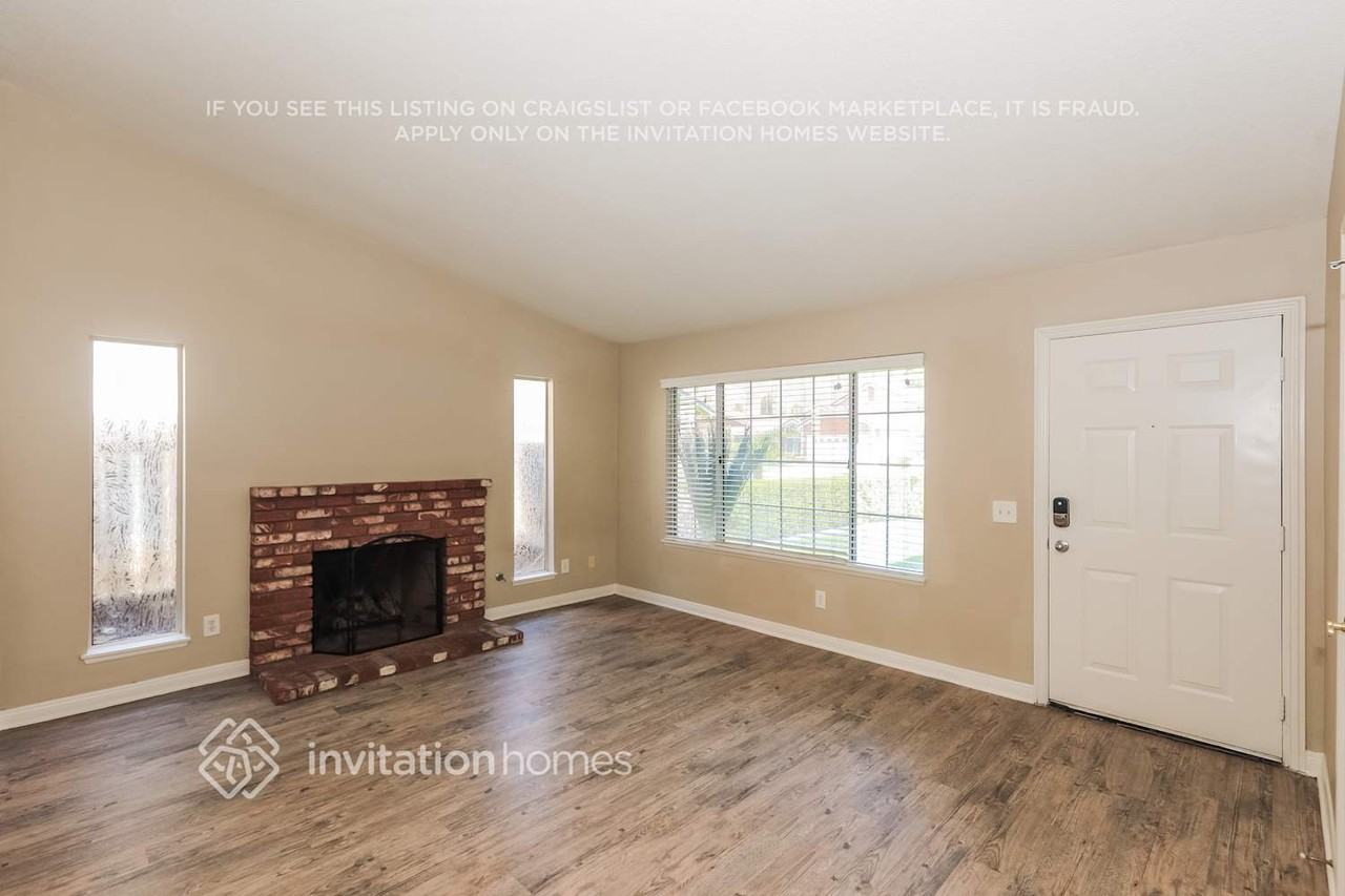 12771 Tehama Cir - Photo 6 of 17