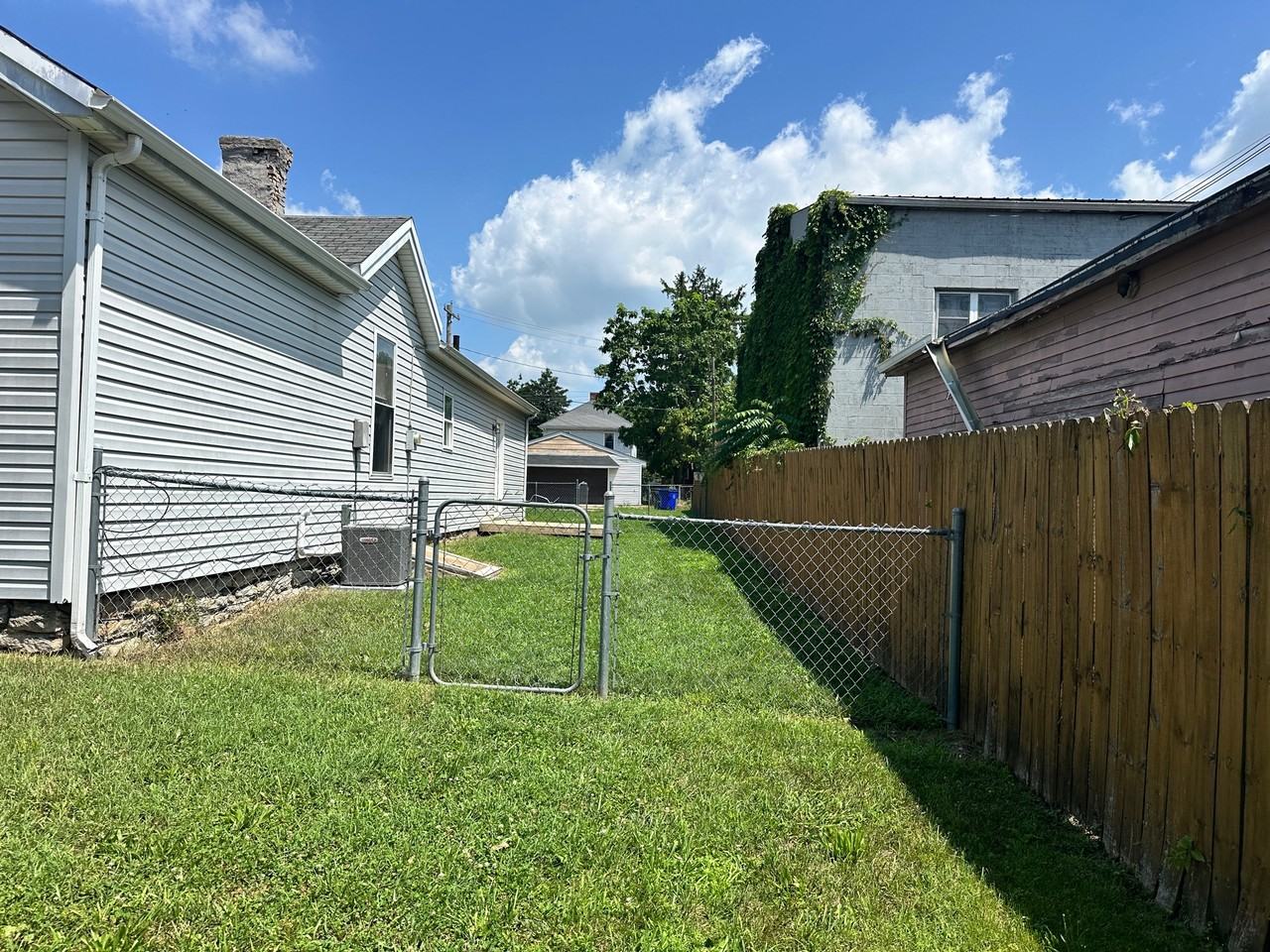 684 Williams Ave #1 - Photo 2 of 10