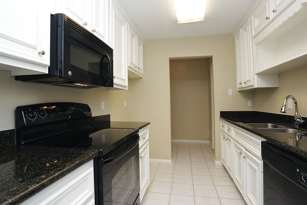 12706 Monaco Rd #1 - Photo 3 of 20