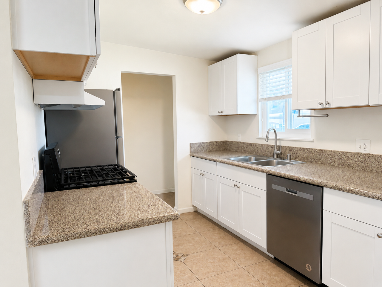 1201 Holly Ave #1 - Photo 2 of 12
