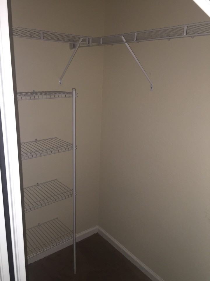 3223 Nw 31st Ter #1 - Photo 5 of 46