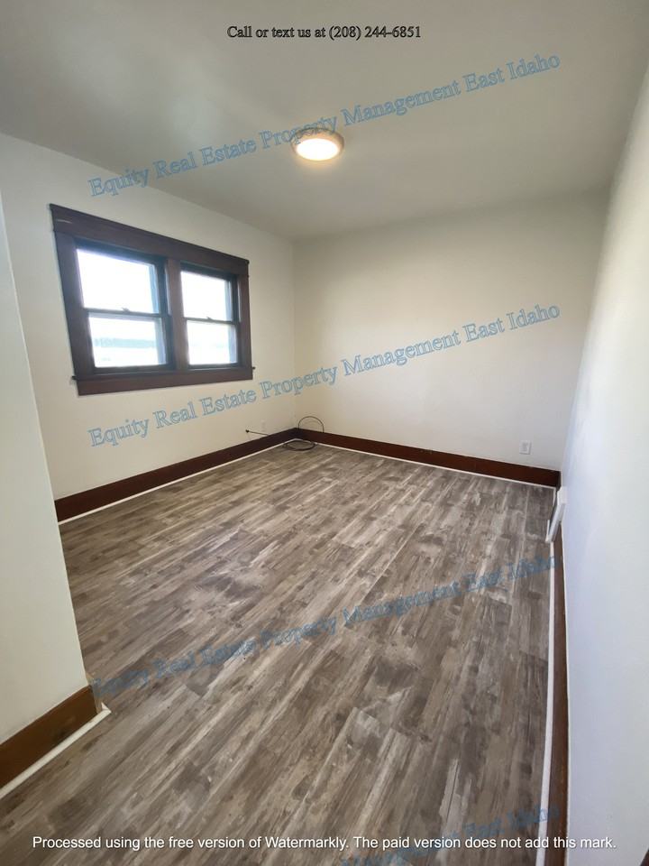 923 W Clark - 923 #923 - Photo 3 of 14