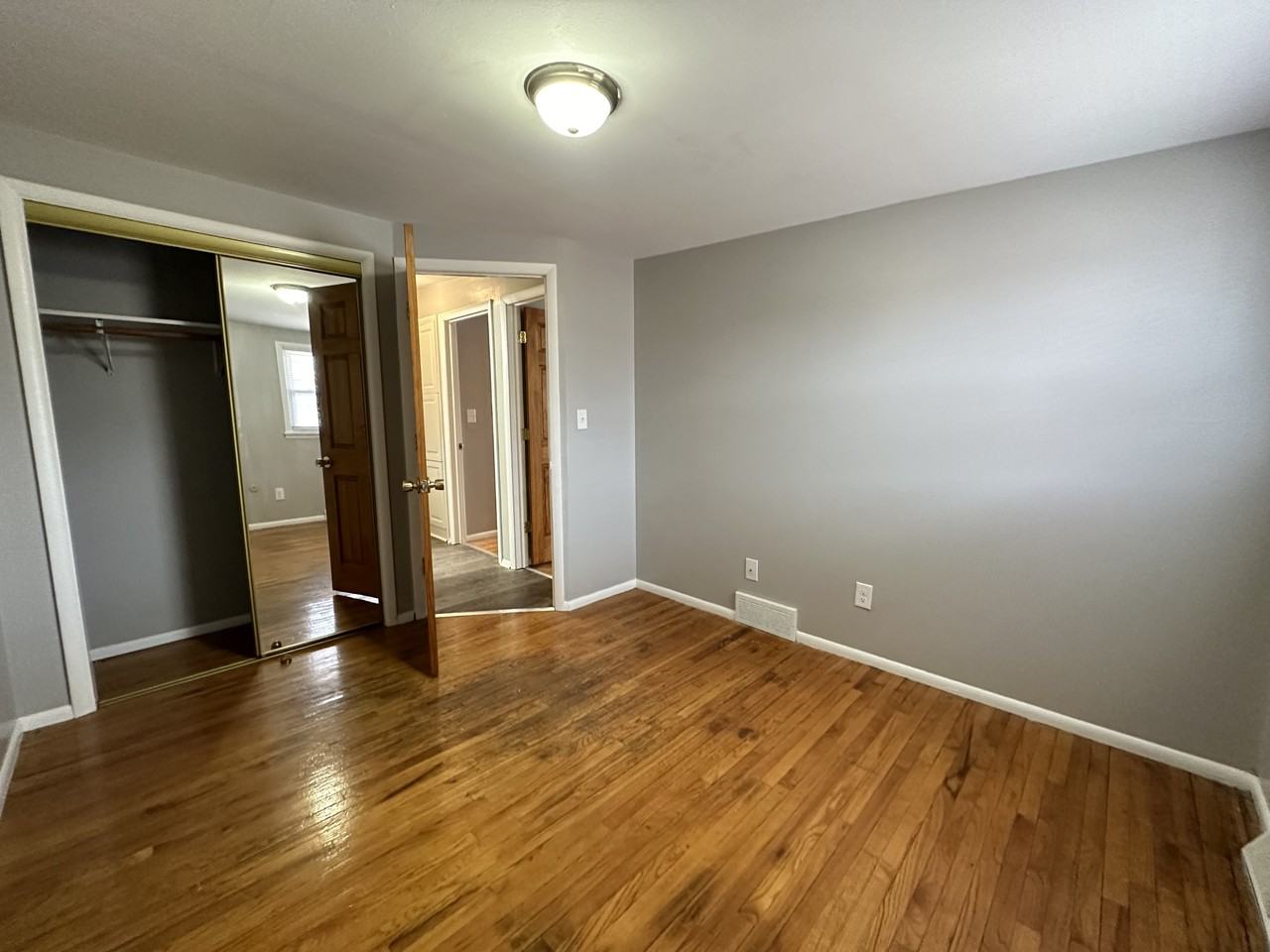 4208 Middlebury Ave #1 - Photo 6 of 17