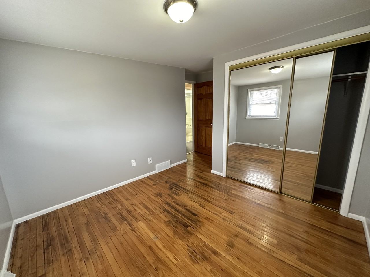4208 Middlebury Ave #1 - Photo 7 of 17