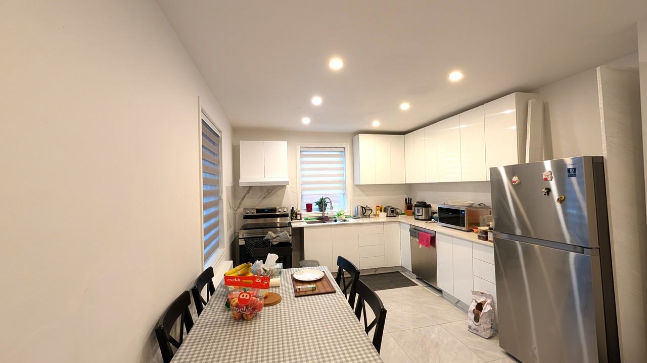 1029 Chemin Tiffin #2 - Photo 3 of 7