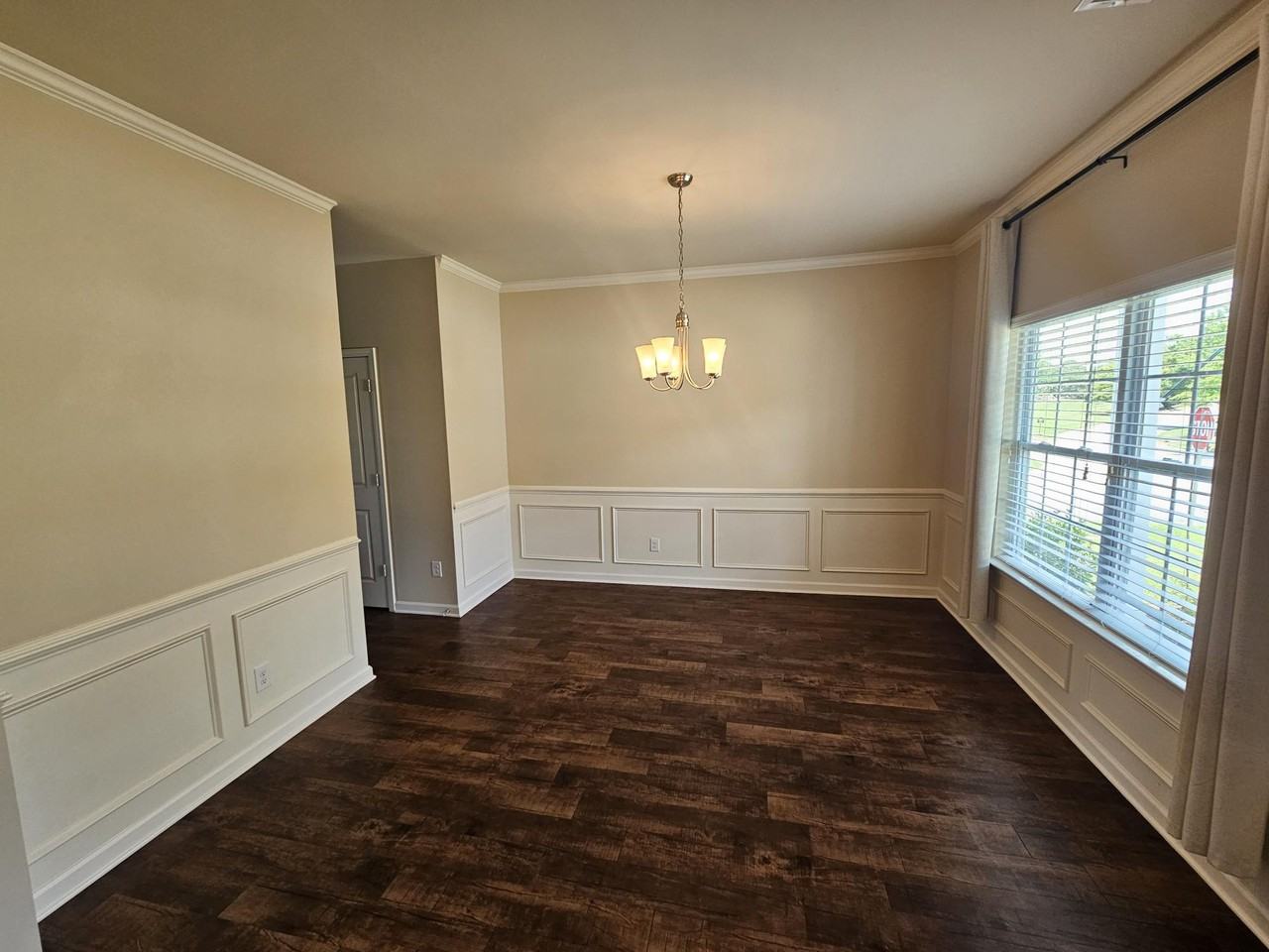 502 Eagles Rest Dr #1 - Photo 4 of 27