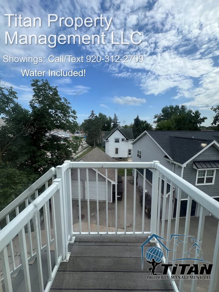 404 W Winneconne Ave #3 - Photo 7 of 10