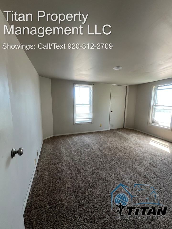 1408 Oshkosh Ave #1408 - Photo 5 of 18
