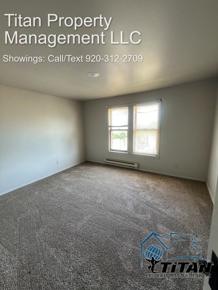 1408 Oshkosh Ave #1408 - Photo 6 of 18