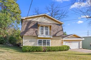 featured image of 1002 Monroe St