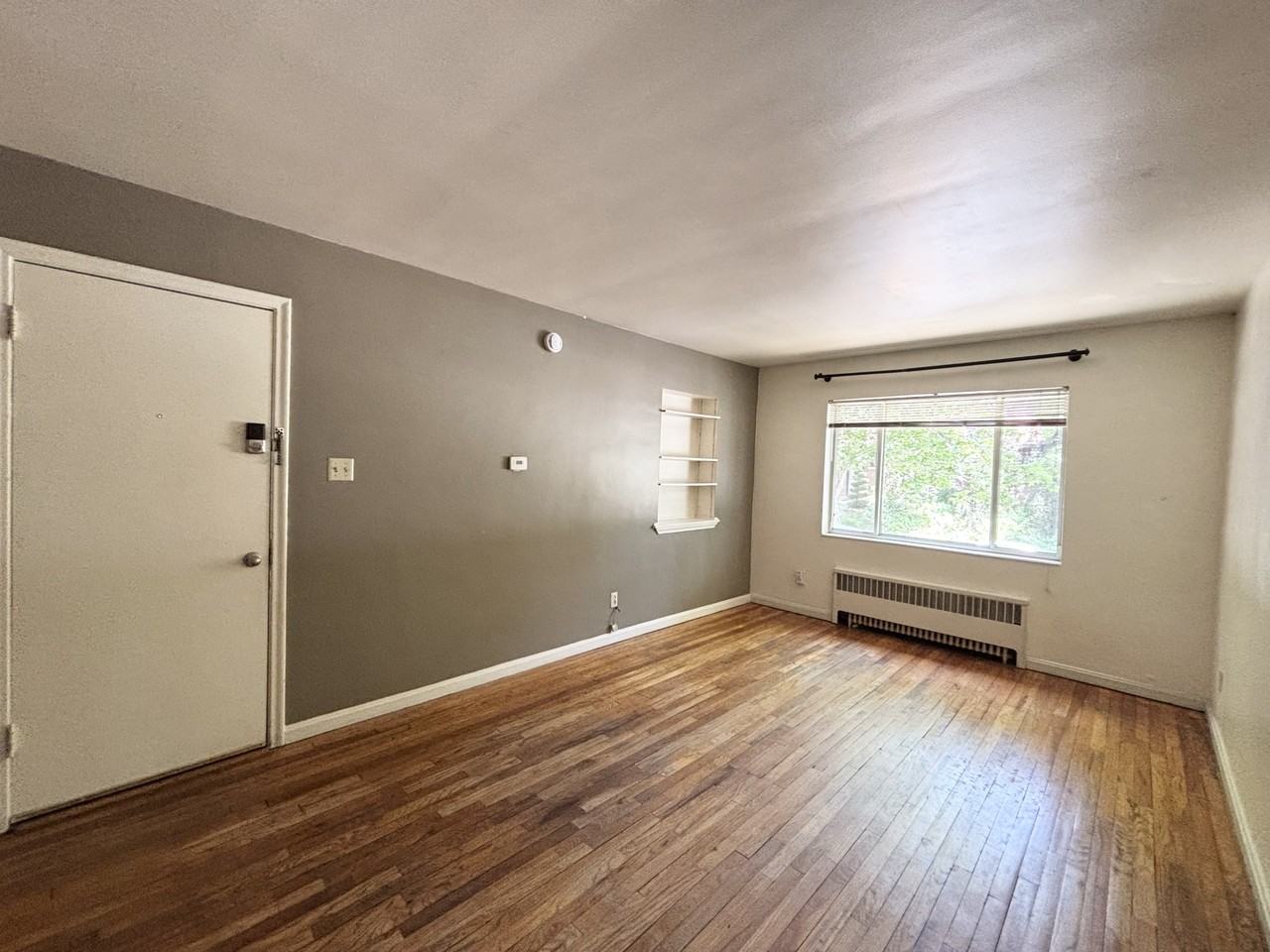 680 S Elizabeth St #1 - Photo 6 of 26