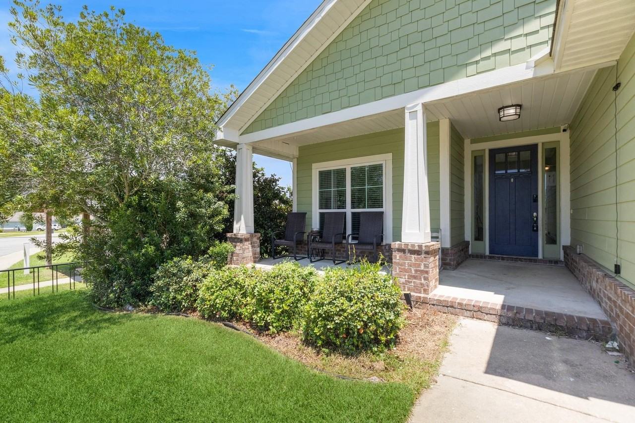 697 Marquis Way - Photo 3 of 11