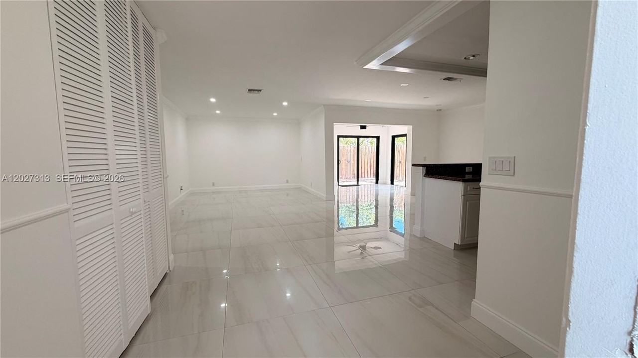 36 Chestnut Circle - Photo 4 of 10