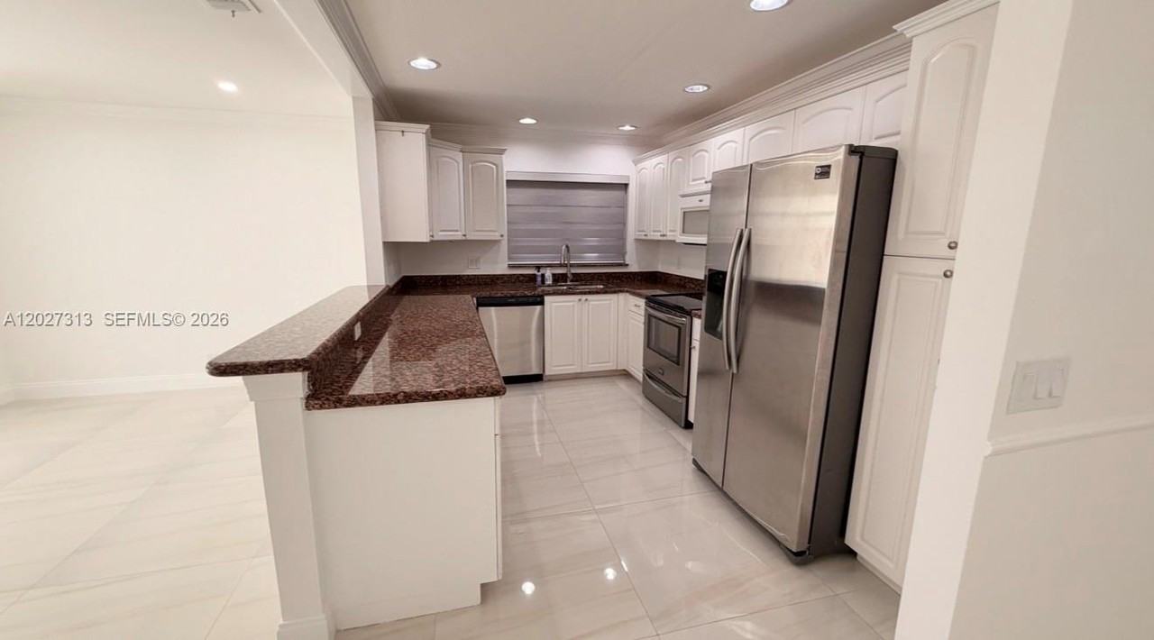 36 Chestnut Circle - Photo 2 of 10