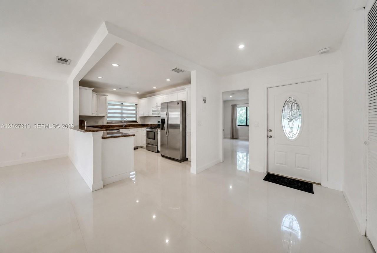 36 Chestnut Circle - Photo 3 of 10