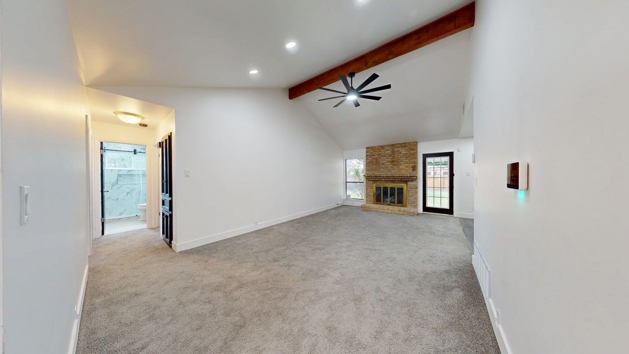 318 Renee Dr #1 - Photo 3 of 40