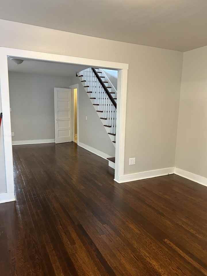 712 S Cameron St #712 - Photo 2 of 17