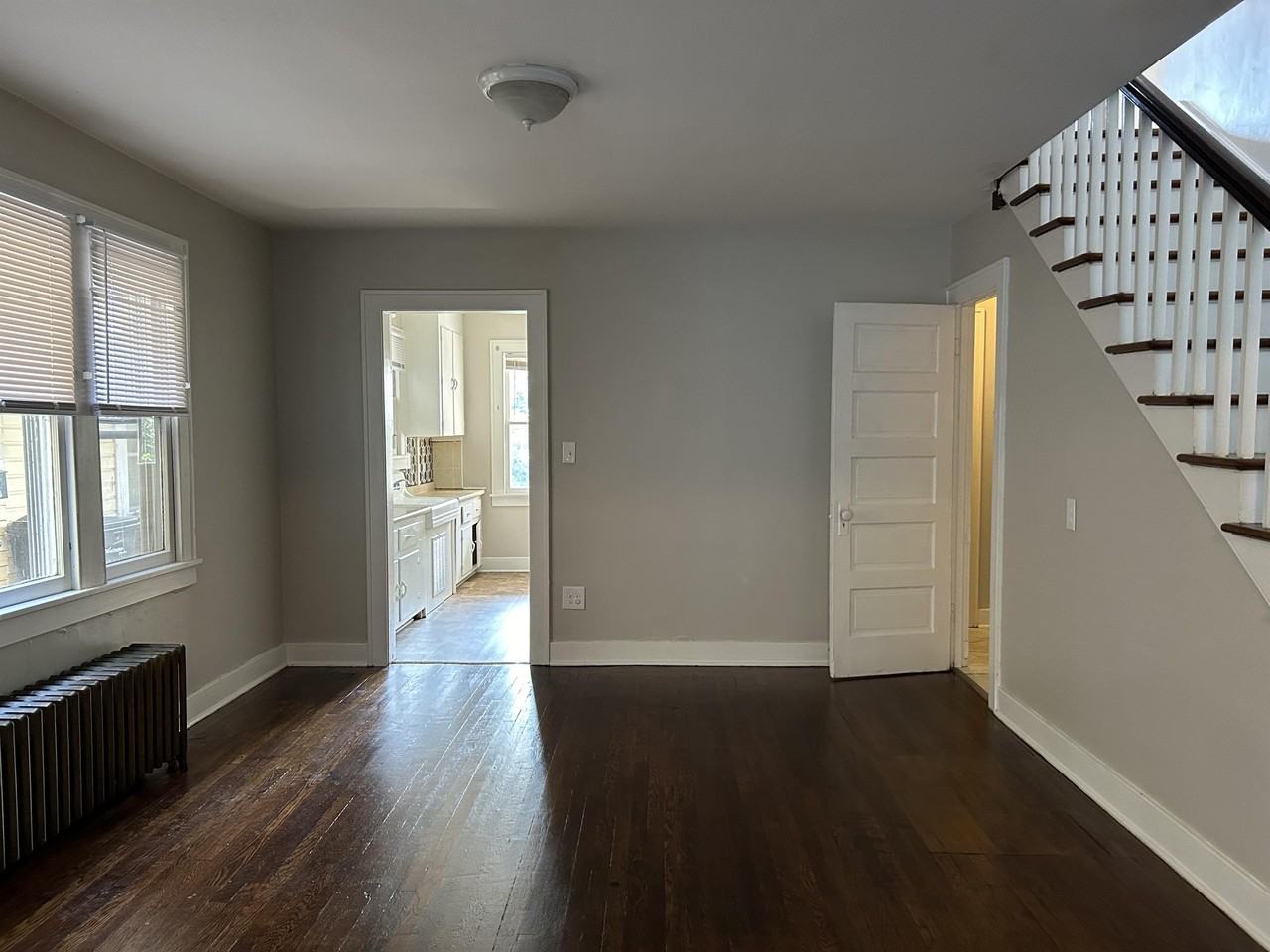 712 S Cameron St #712 - Photo 4 of 17