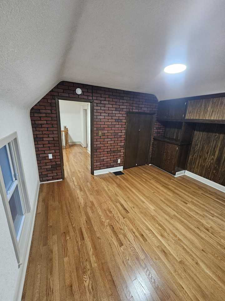 114 State St #1 - Photo 3 of 15