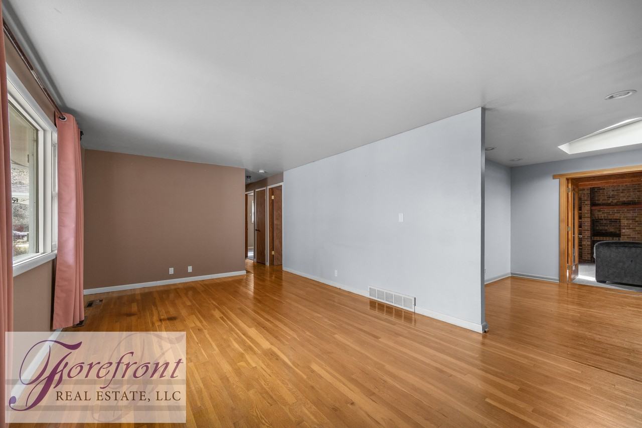 139 Marigold St #1 - Photo 4 of 27