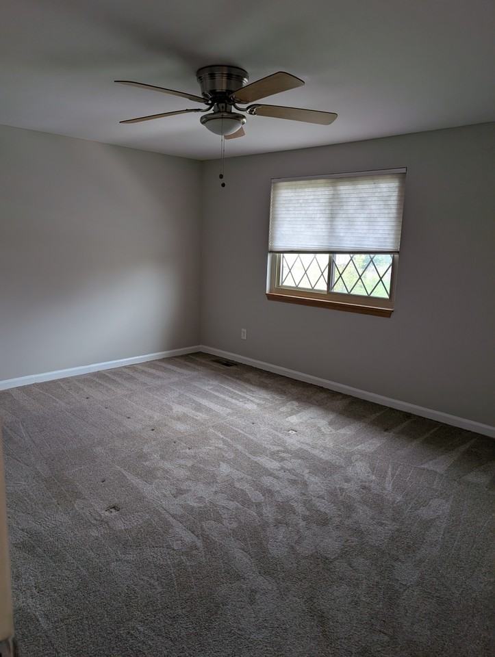 4853 Berryhill Ct #1 - Photo 5 of 11
