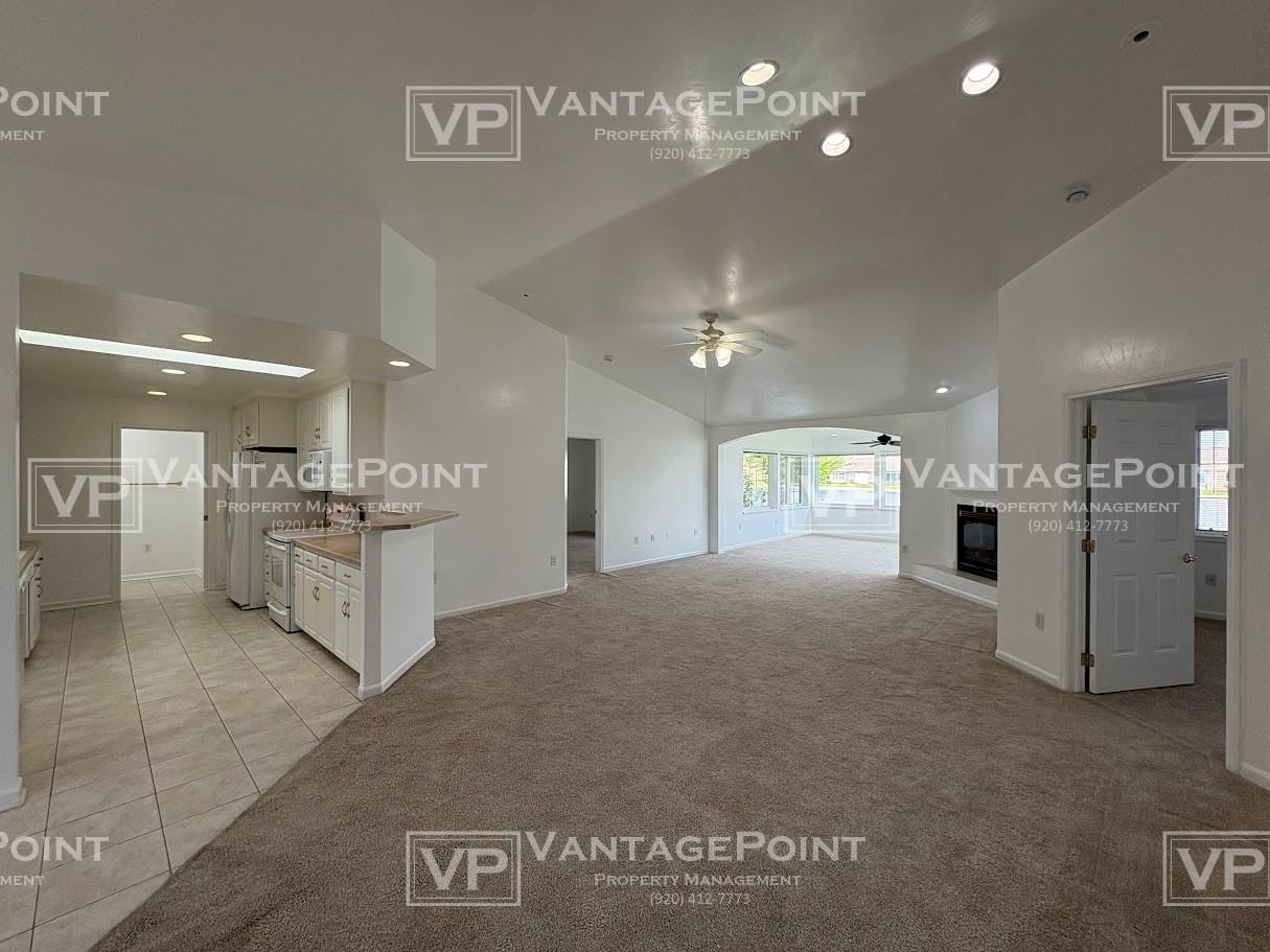 1684 Twin Lakes Cir #1 - Photo 7 of 37