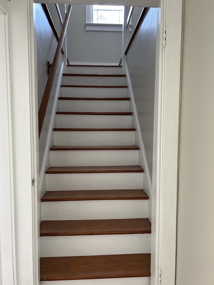352 Shenandoah Ave #1 - Photo 4 of 17