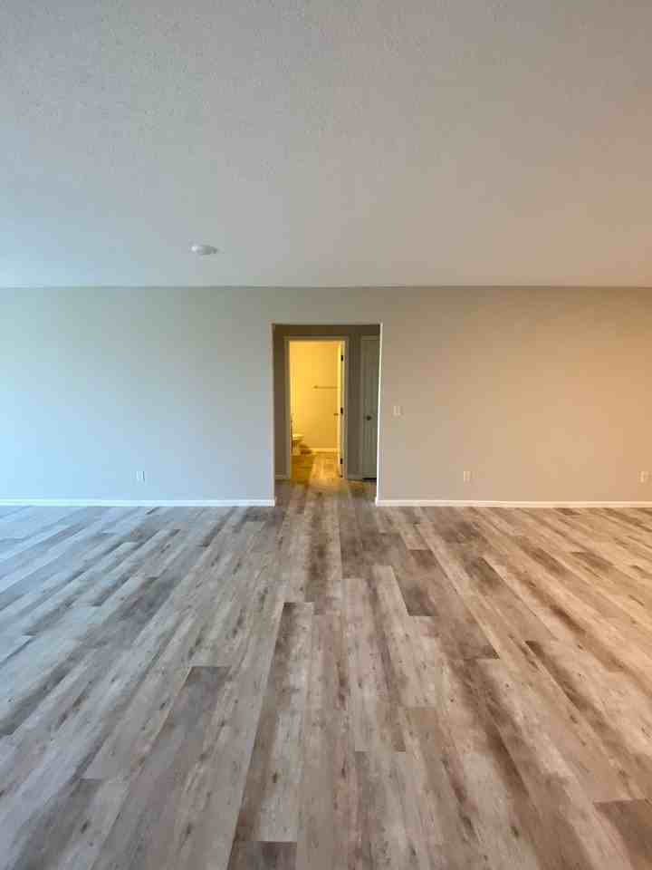 1539A Gunston Dr - Photo 5 of 14