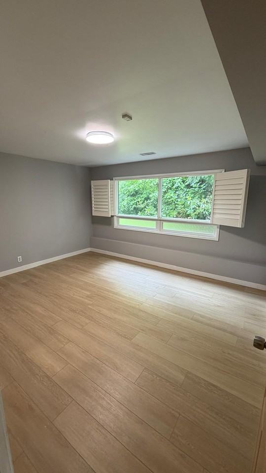 785 Anderson Crescent - Photo 7 of 14