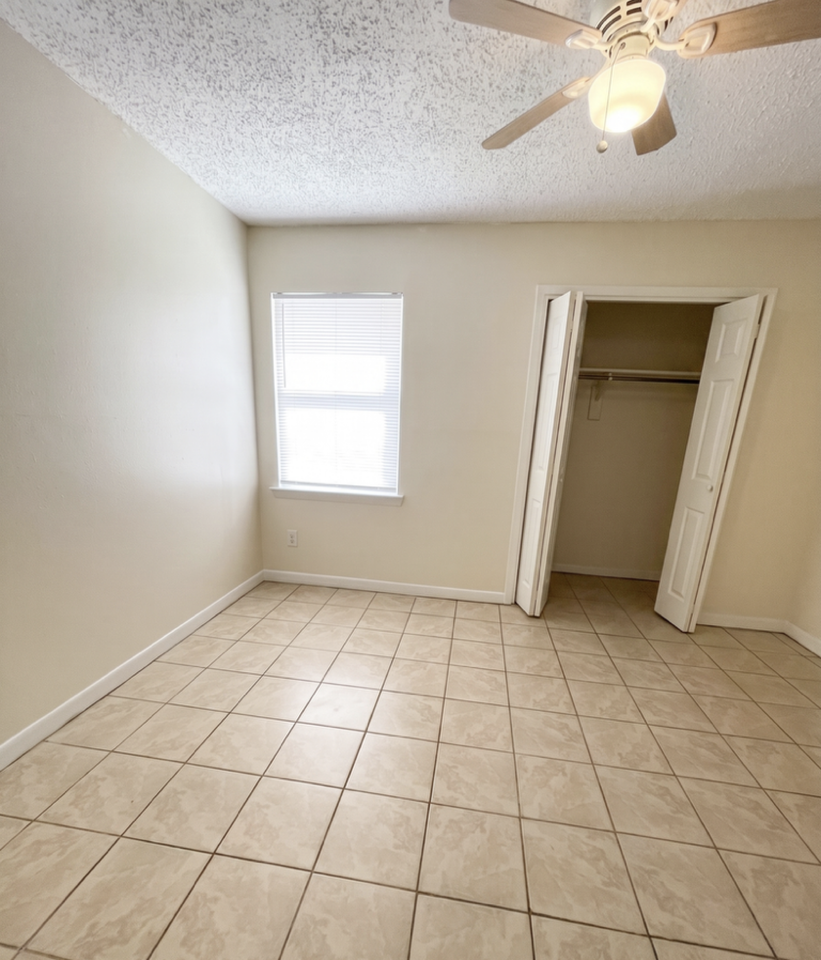 547B S 61st Ave #547B - Photo 3 of 6
