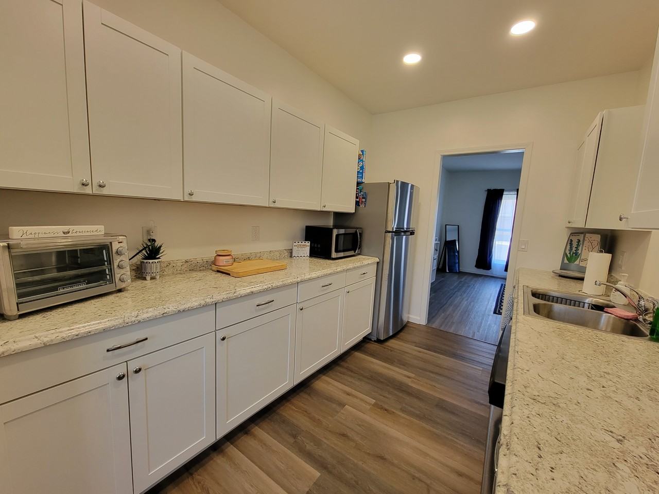 136 Ovid St Frnt - Photo 4 of 8