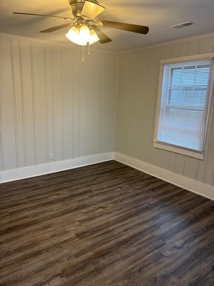 4085 Porter St #1 - Photo 3 of 10