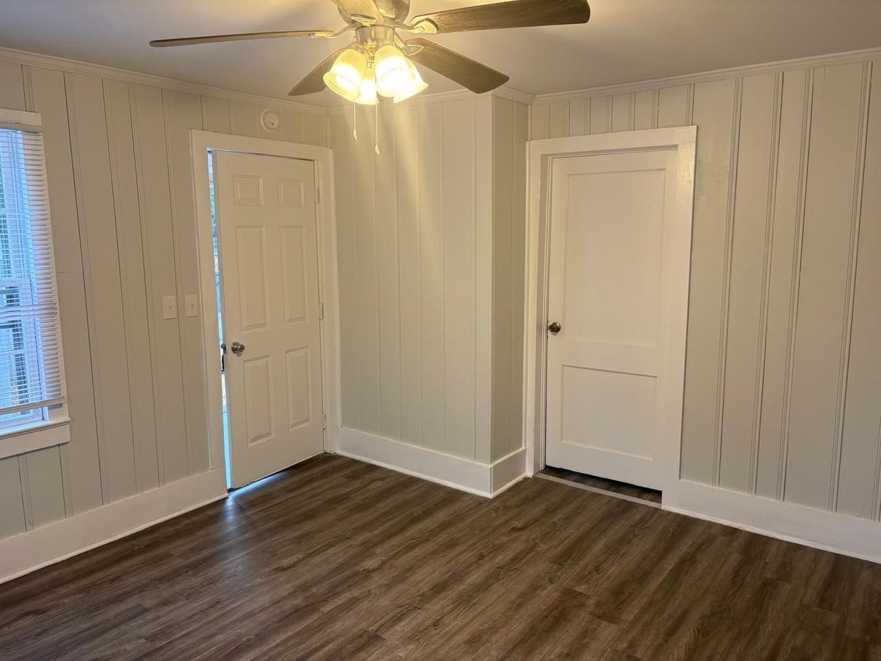 4085 Porter St #1 - Photo 5 of 10