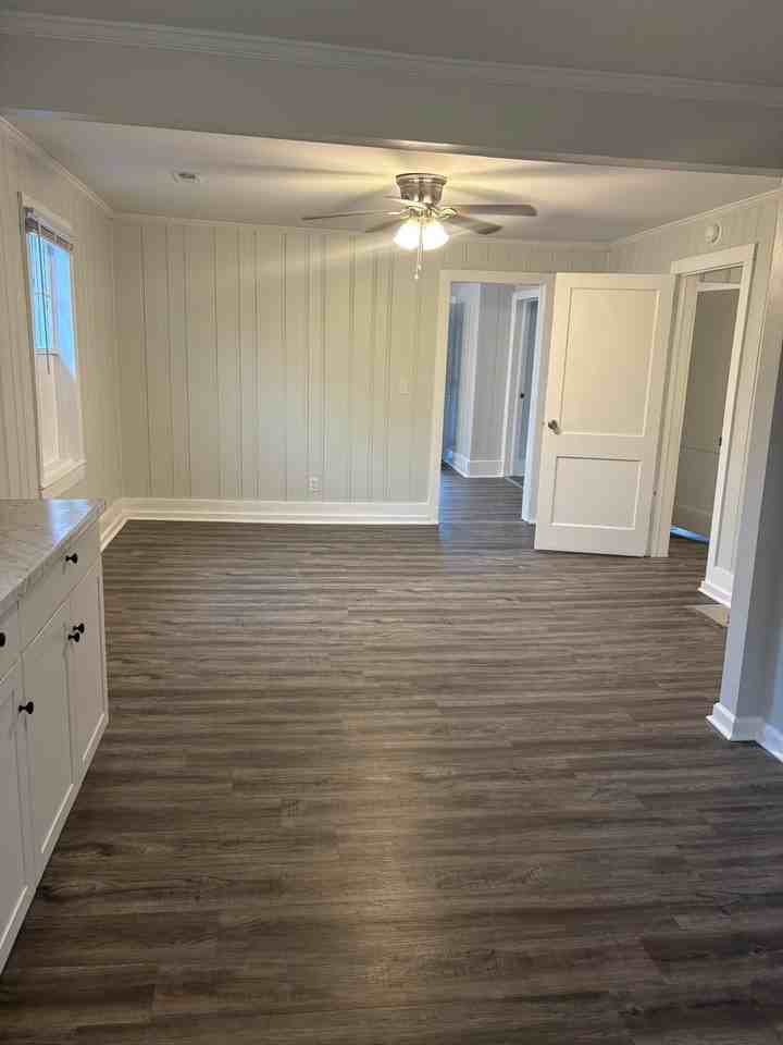 4085 Porter St #1 - Photo 6 of 10