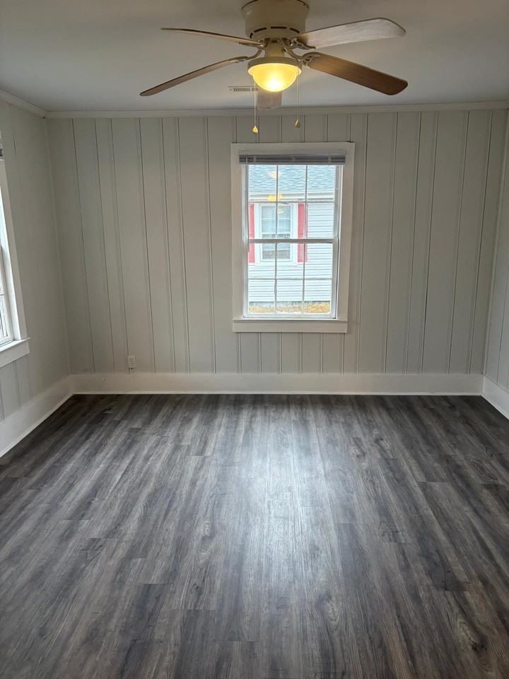 4085 Porter St #1 - Photo 7 of 10