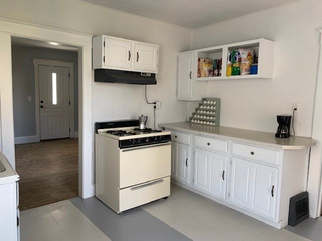 618 Bopf St #1 - Photo 3 of 12