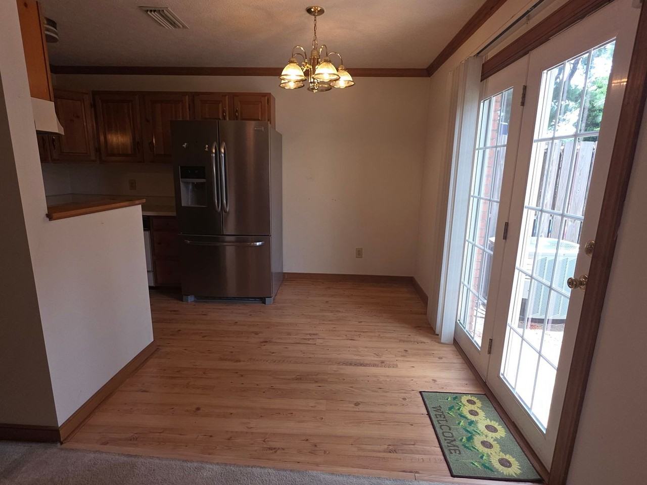 42 Cavalier Ct - Photo 7 of 20