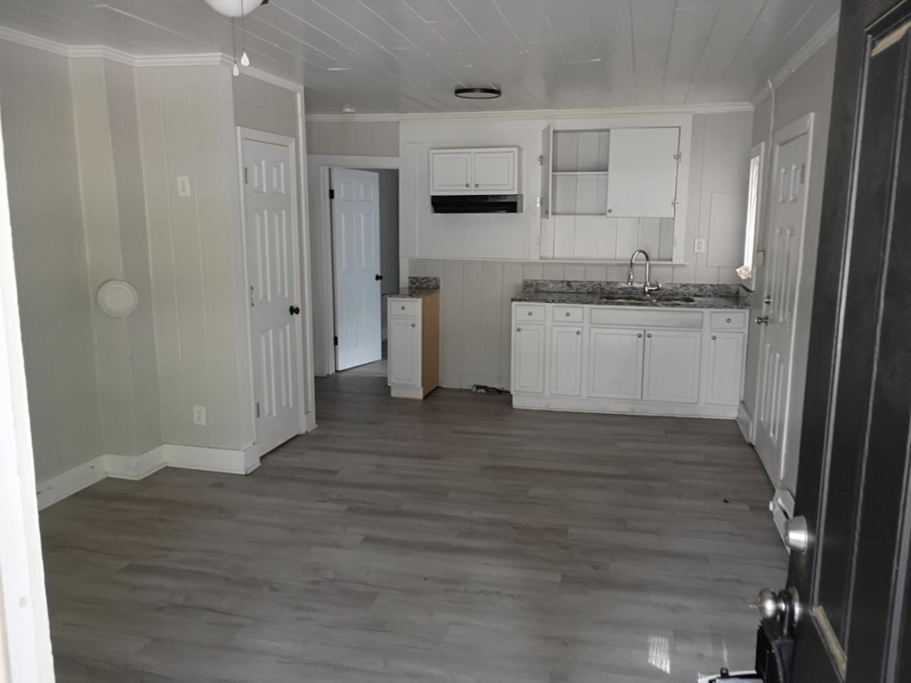 803 Rountree Ave Se #1 - Photo 2 of 10