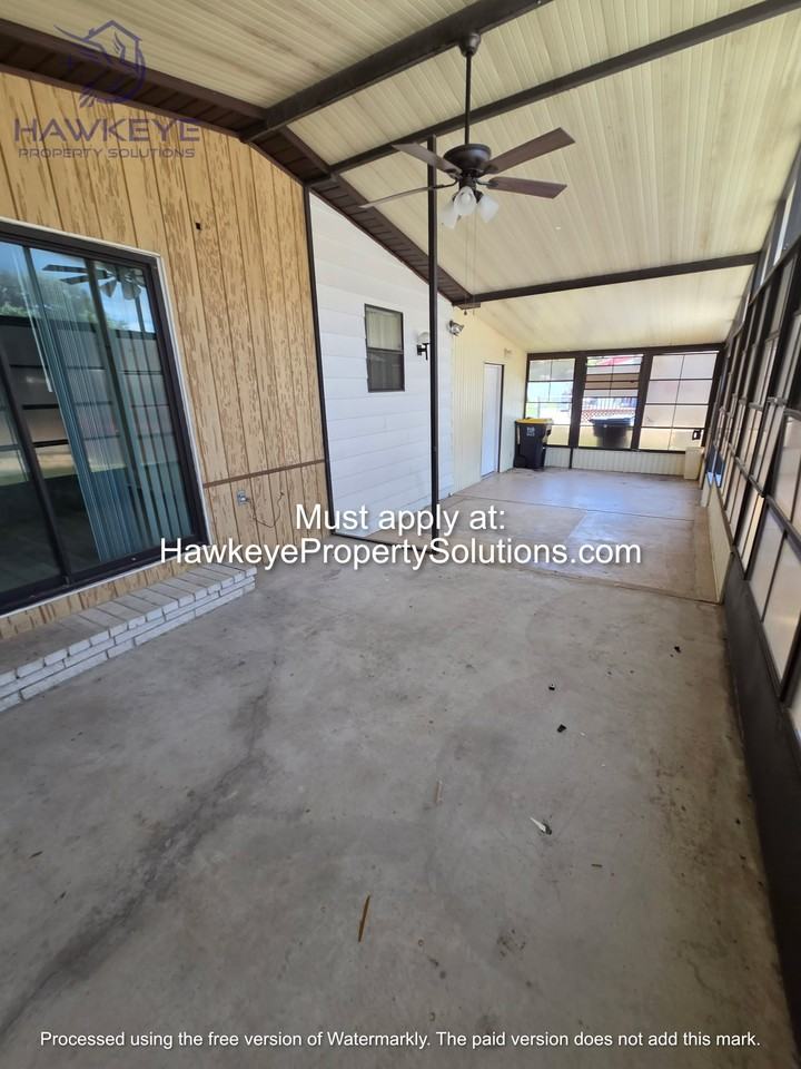 2072 Thelma Dr #1 - Photo 4 of 22