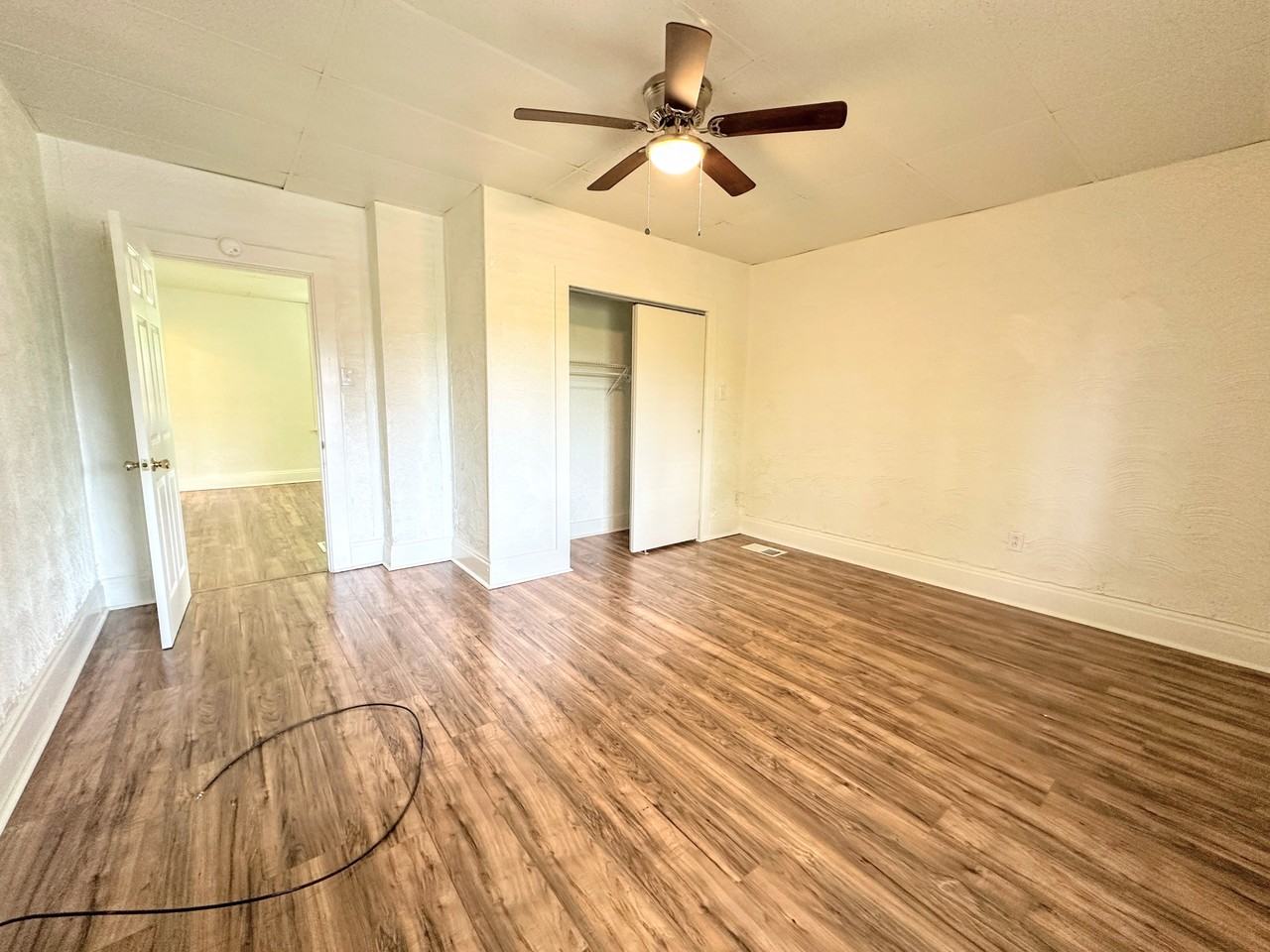 802 13th St #1 - Photo 4 of 14