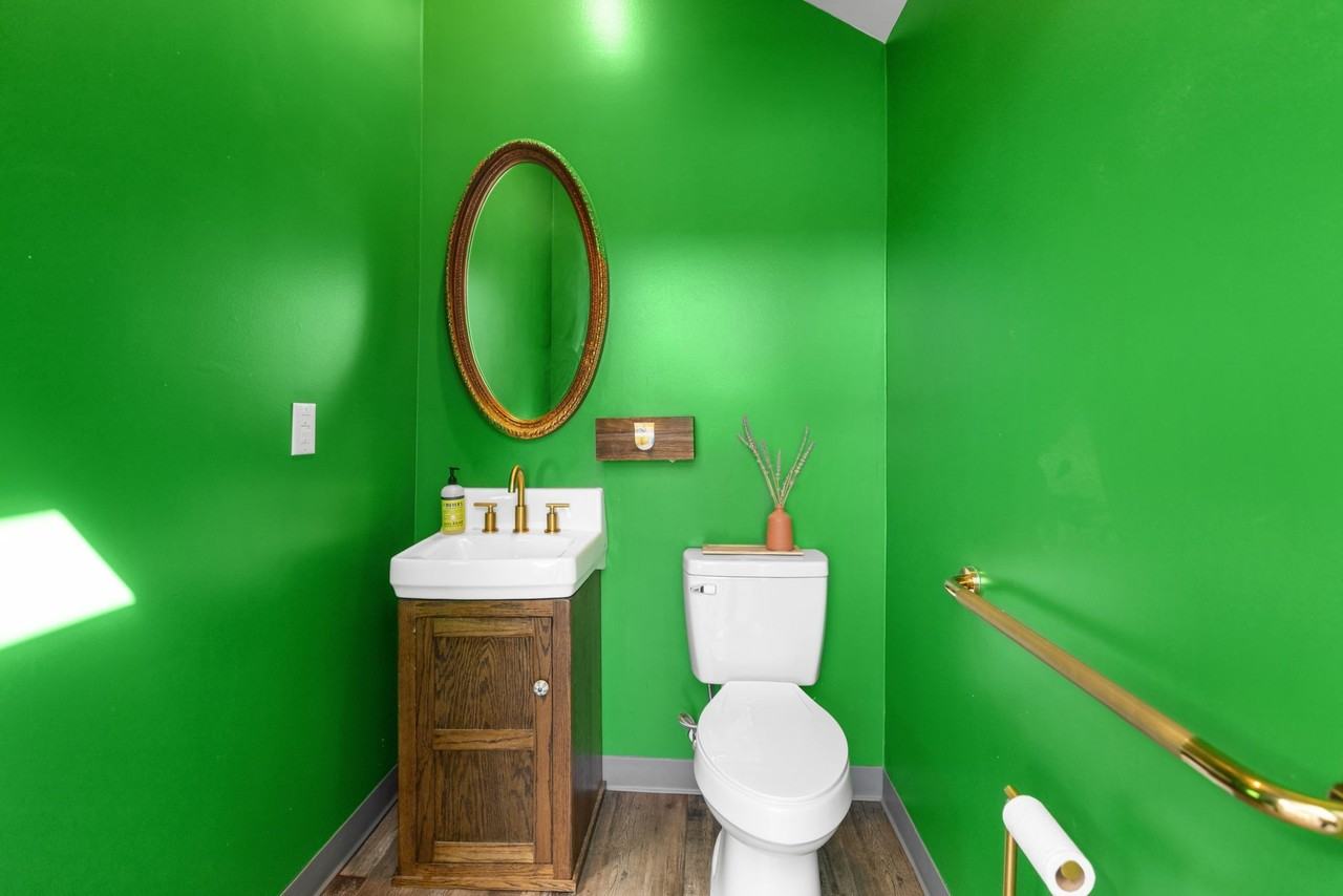 106 Northside Sq #1 - Photo 7 of 20
