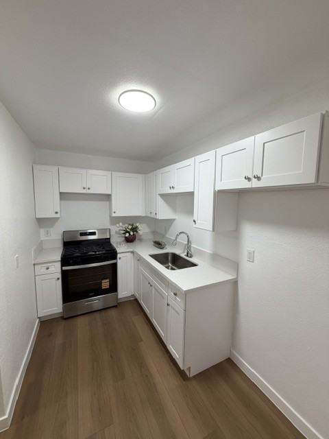 818 1/2 E 87th Pl #818-5 - Photo 2 of 9