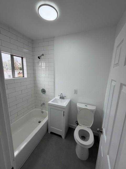 818 1/2 E 87th Pl #818-5 - Photo 7 of 9