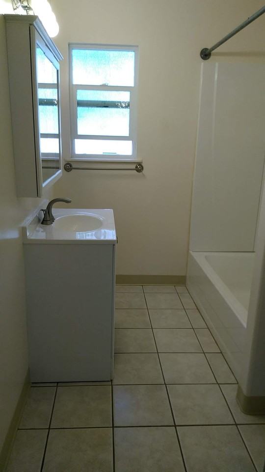 1345 4th St #1 - Photo 4 of 4
