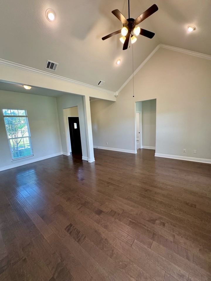 10510 County Road 632 #1 - Photo 3 of 23