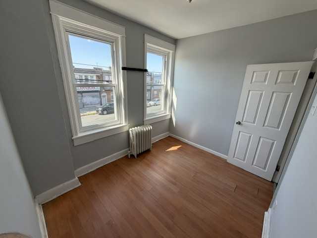 2040 Pratt St #1 - Photo 5 of 7