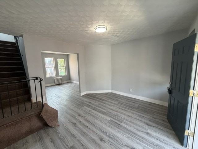 182 W Raymond St #1 - Photo 4 of 12