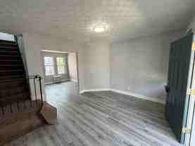 182 W Raymond St #1 - Photo 1 of 1