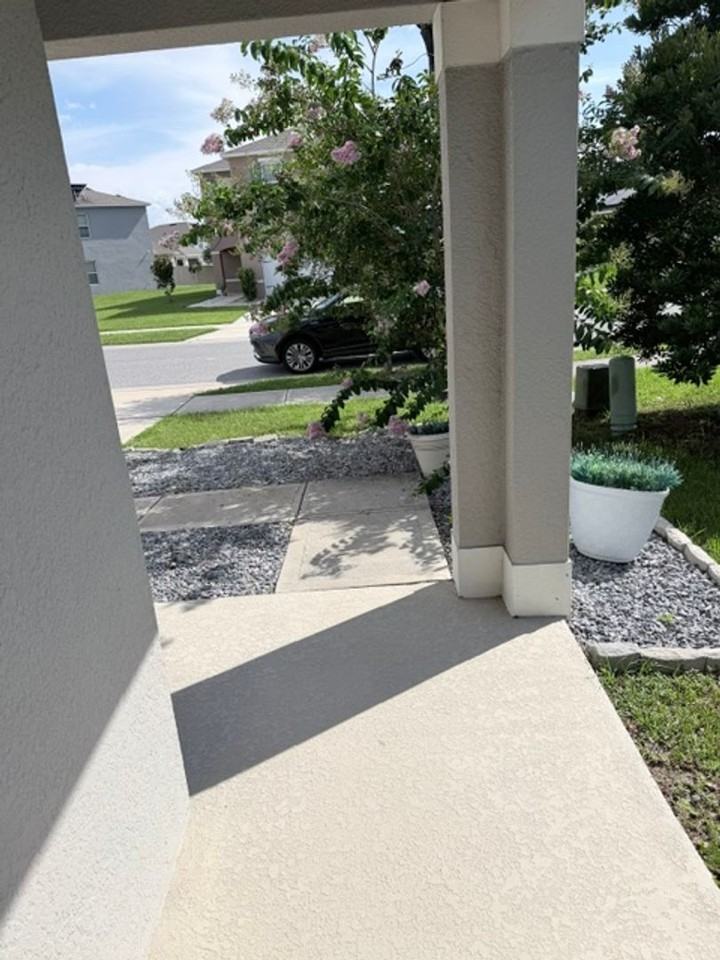 808 Brooklet Dr - Photo 3 of 22