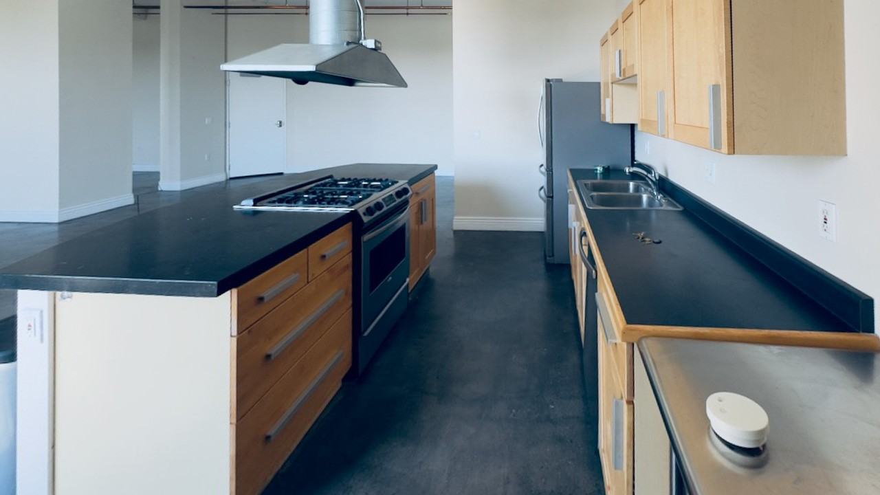 1777 East 39th AvenueUnit 306 #306 - Photo 2 of 12